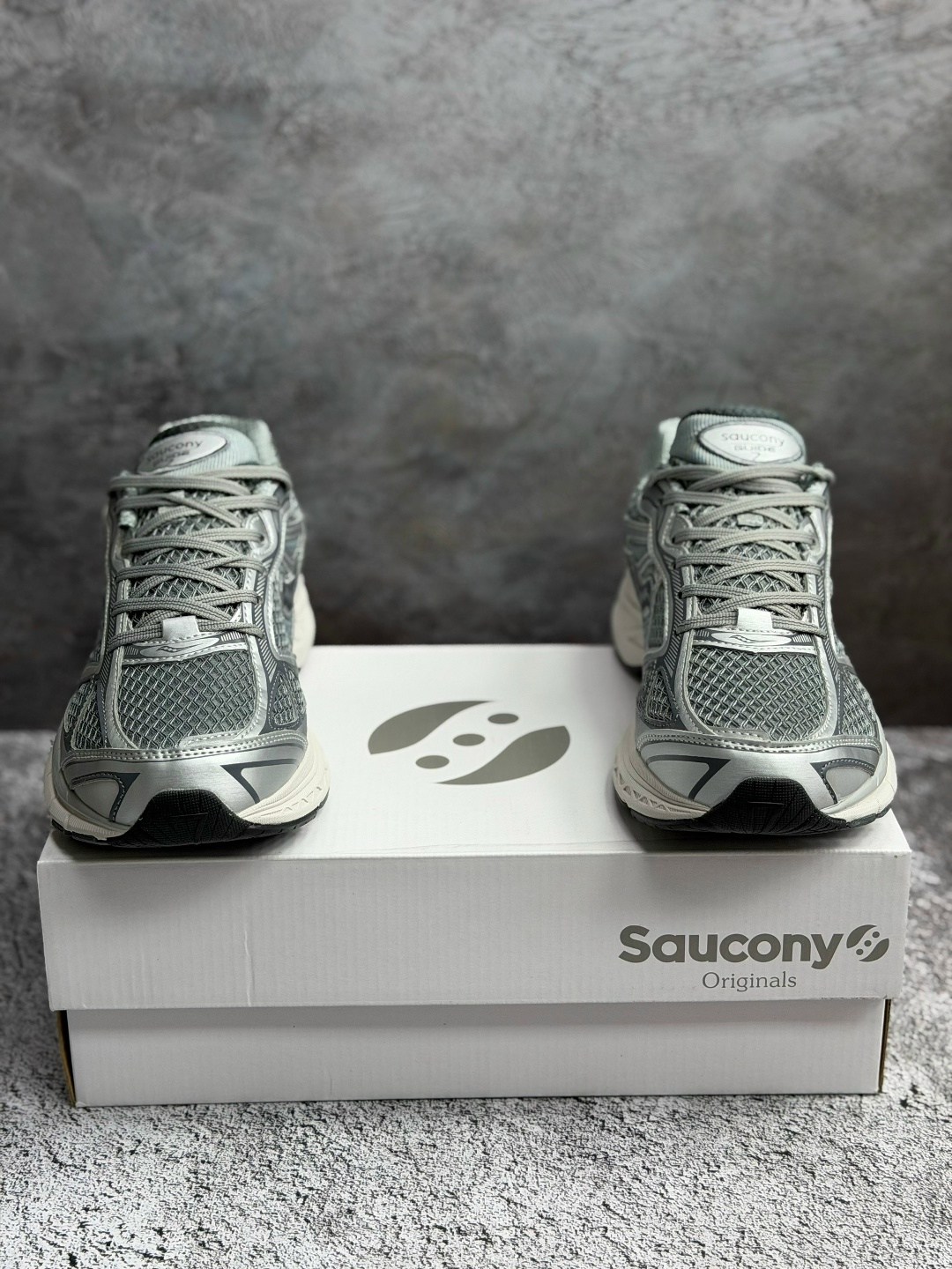 кроссовки saucony,кроссовки мужские saucony,saucony progrid triumph 4,кроссовки progrid omni 9 saucony,кроссовки saucony kinvara