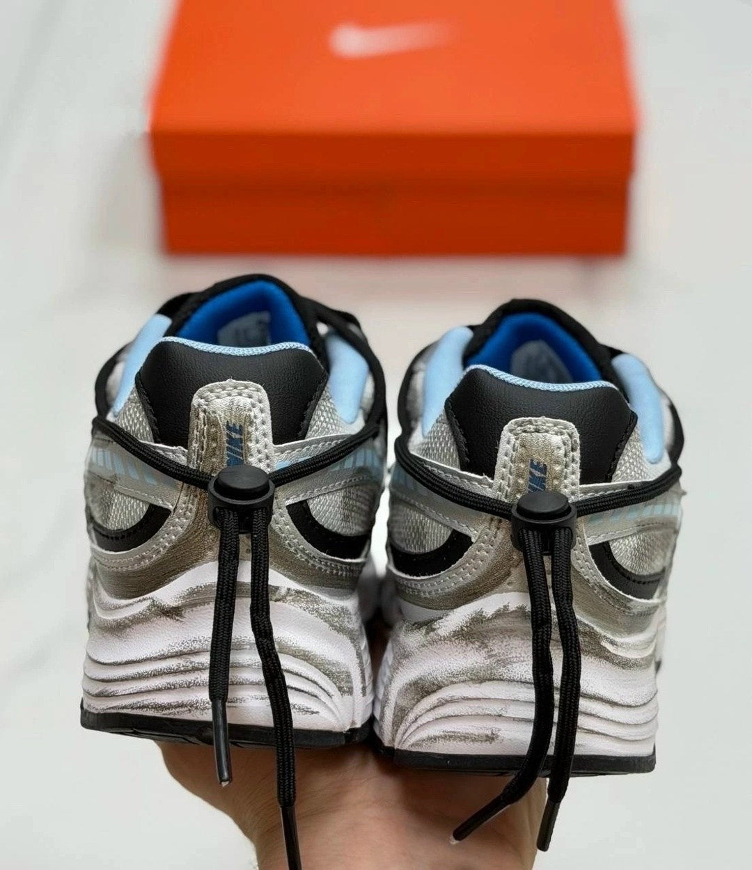 nike initiator кроссовки мужчины,кроссовки nike initiator,кроссовки для бега nike,кроссовки для бега initiator женские с низким верхом, черные/серебристые/белые/серые nike,nike initiator кроссовки для