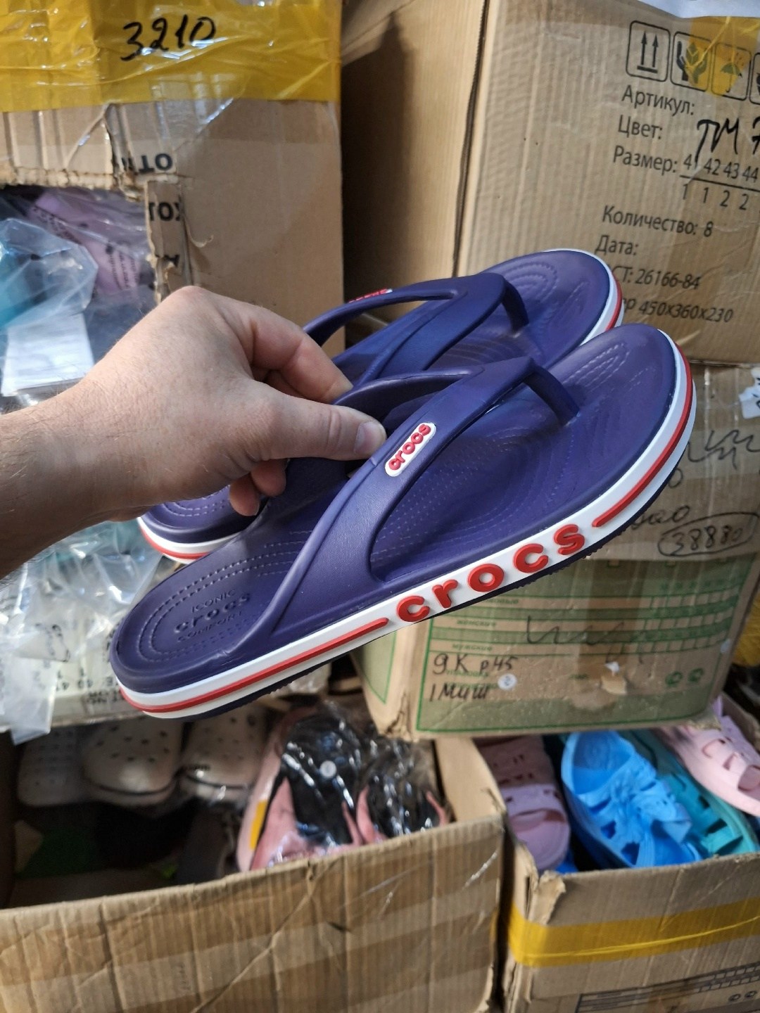 crocs bayaband flip,кроксы сланцы женские,crocs шлепанцы,шлепанцы crocs bayaband flip,вьетнамки crocs