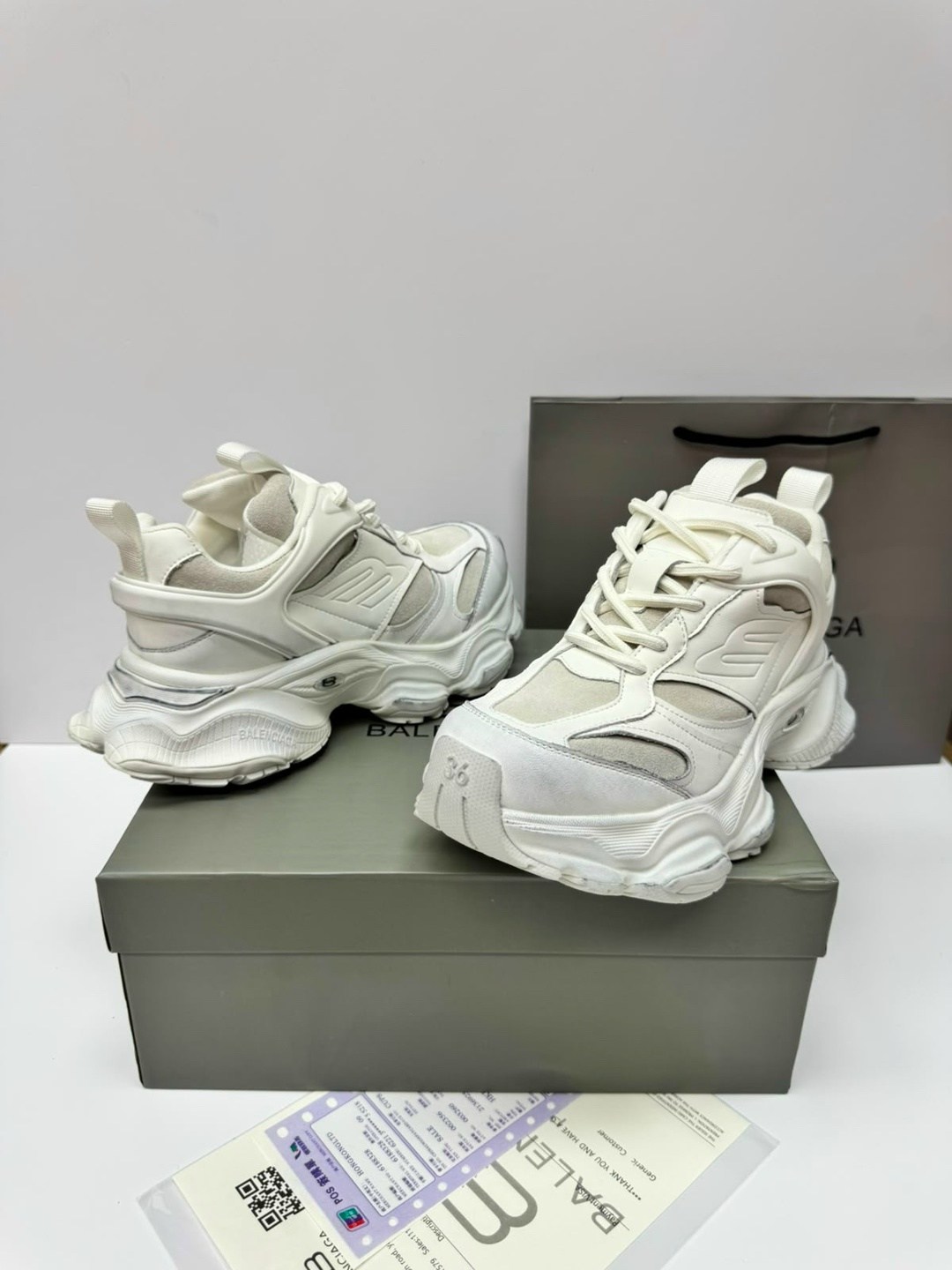 кроссовки женские balenciaga,balenciaga кроссовки,баленсиага кроссовки женские,balenciaga женские кроссовки cargo,баленсиага кроссовки