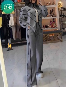 Костюм