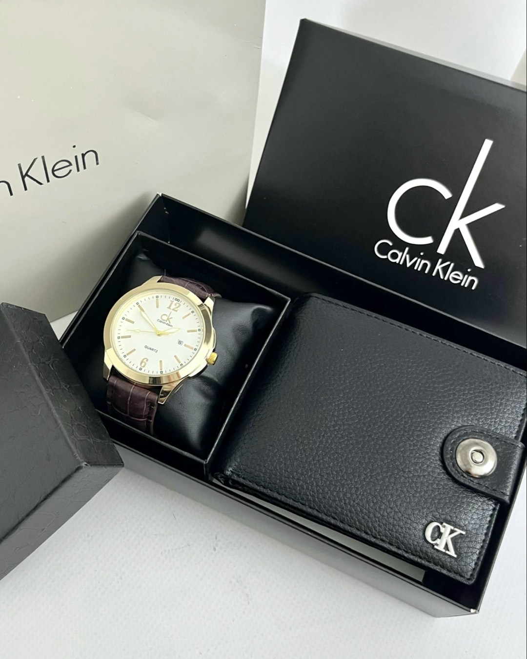 портмоне и часы подарочный бокс calvin klein,подарочный набор calvin klein,мужской подарочный набор,часы для мужчин,кошелек calvin klein