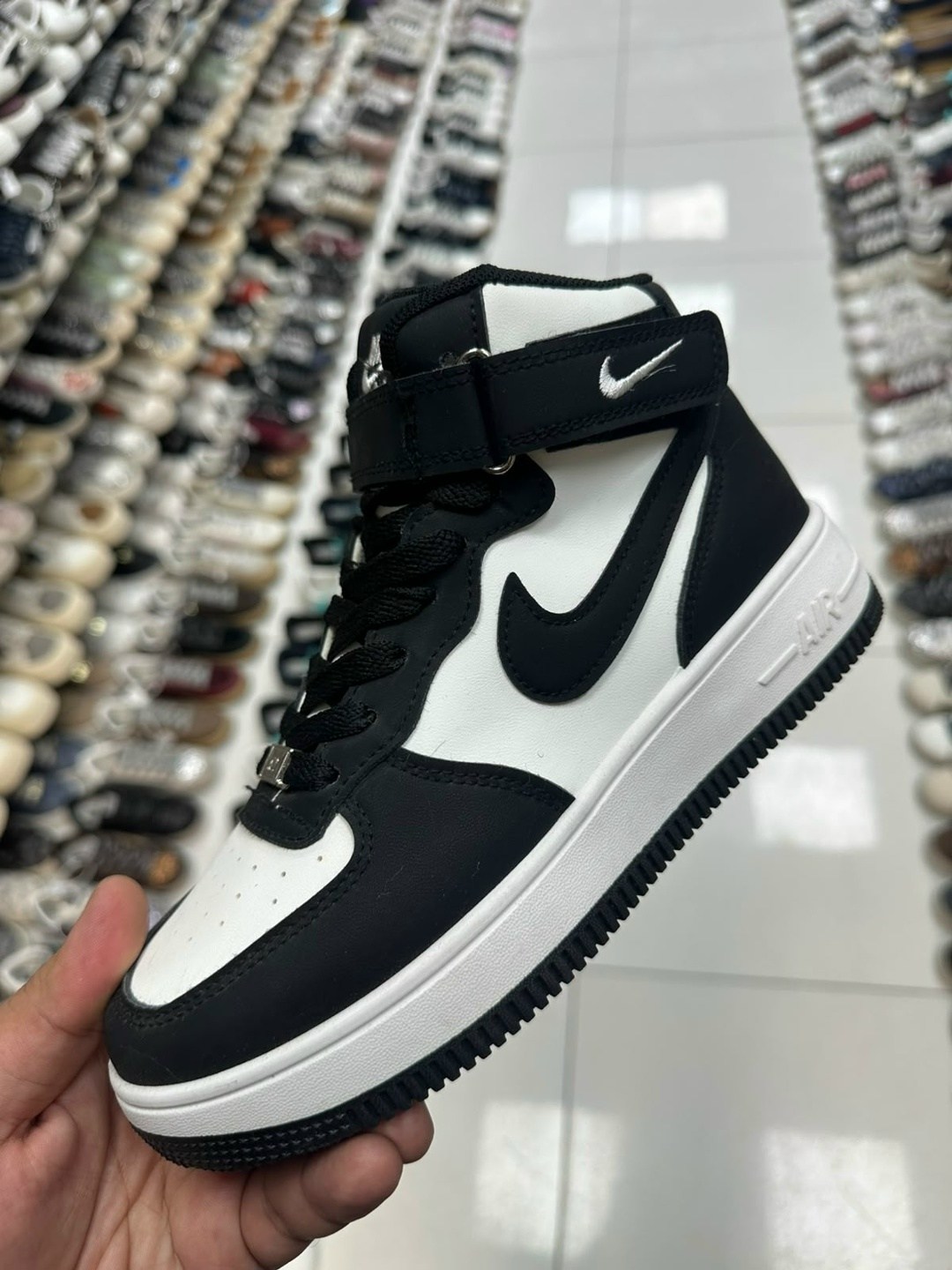 nike air jordan 1 retro high og,air jordan 1 mid cherrywood red,nike air jordan 1 mid,кроссовки,nike air jordan 1 mid se