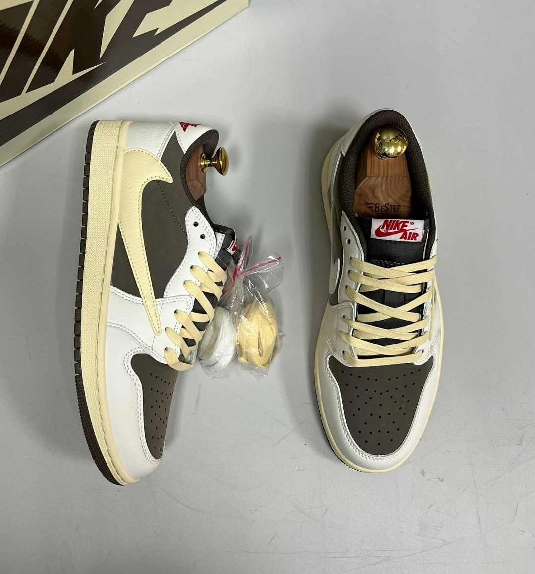 кроссовки nike air jordan 1 low travis scott,nike air jordan 1 low travis scott,nike air jordan 1 low travis scott reverse mocha,кроссовки nike air jordan 1 low x travis scott,кроссовки nike air jorda