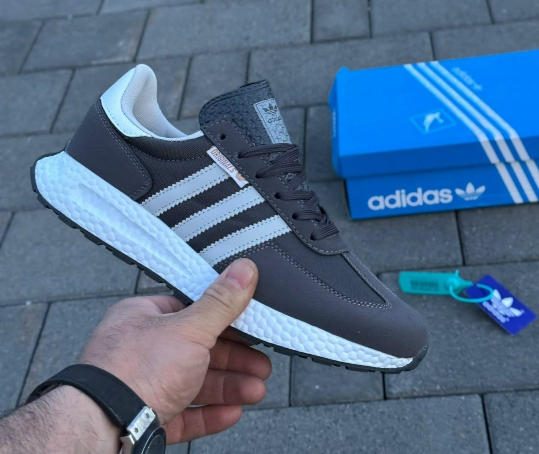кроссовки adidas,кроссовки мужские adidas,кроссовки adidas iniki,adidas retropy e5 boost,кроссовки адидас белые с черными полосками