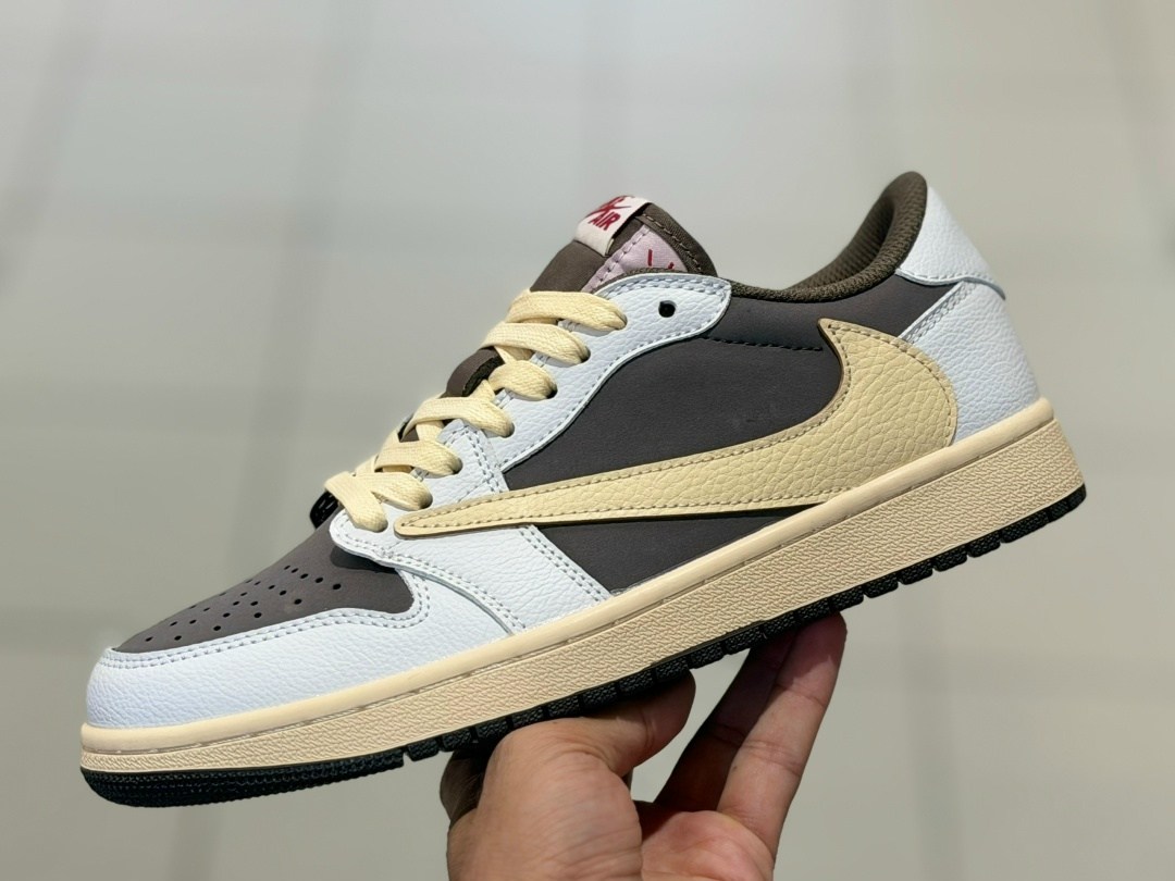 кроссовки nike air jordan 1 low travis scott,кроссовки nike travis scott x air jordan 1 low,nike air jordan 1 low travis scott,air jordan 1 low travis scott,кроссовки nike travis scott air jordan 1
