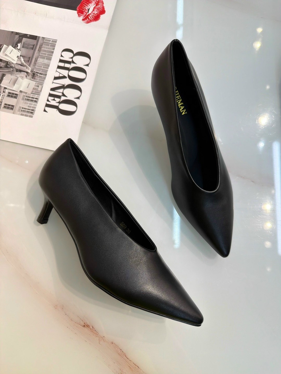 модные туфли на высоком каблуке miu miu,женские туфли,женские туфли лодочки,туфли лодочка,туфли женские замшевые