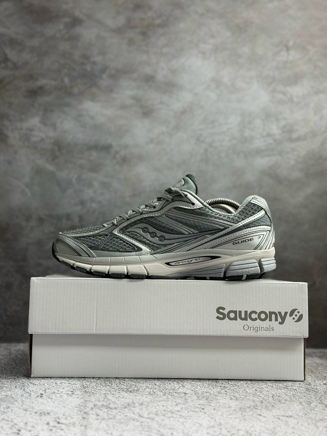 кроссовки saucony,кроссовки мужские saucony,saucony progrid triumph 4,кроссовки progrid omni 9 saucony,кроссовки saucony kinvara