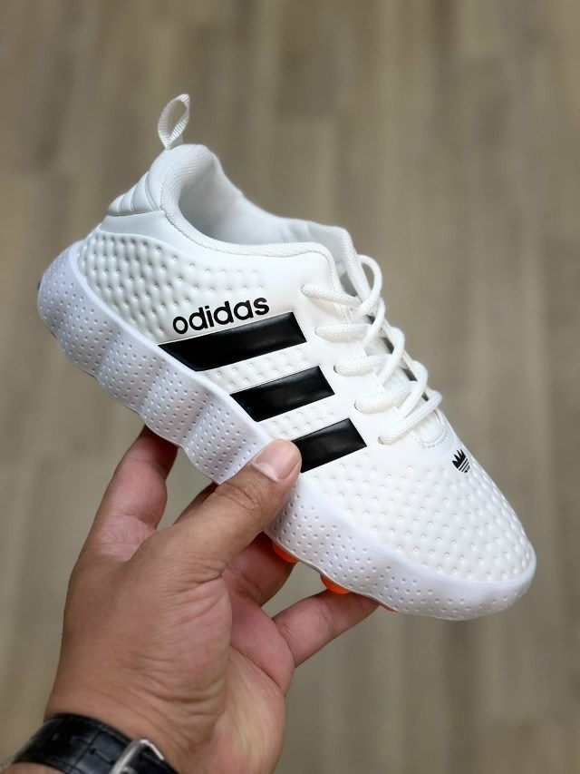 кроссовки adidas,кроссовки,адидас кроссовки,адидас кроссовки тренд,кроссовки мужские adidas