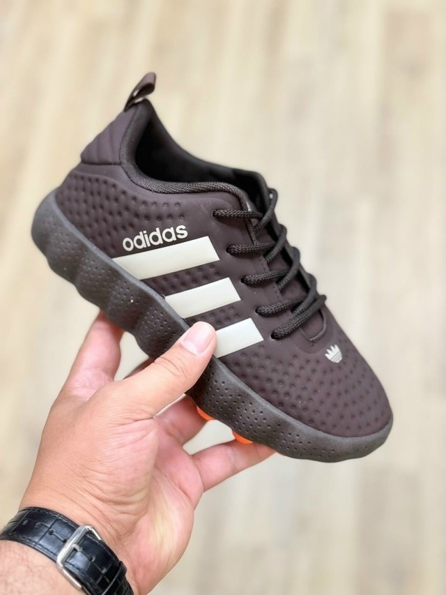 кроссовки adidas,кроссовки,адидас кроссовки,адидас кроссовки тренд,кроссовки мужские adidas