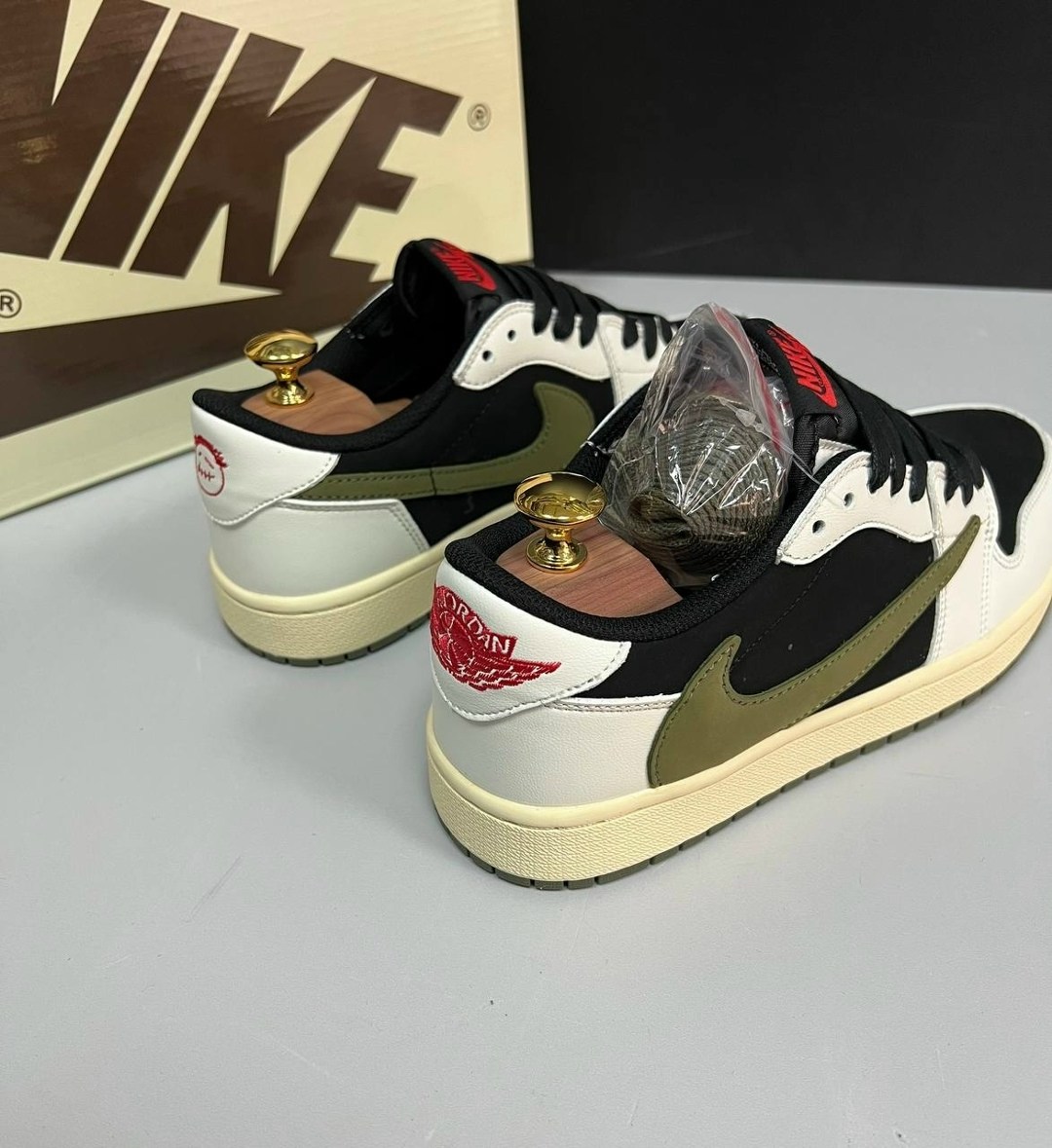 кроссовки nike air jordan 1 low travis scott olive,nike air jordan 1 low travis scott,кроссовки nike air jordan 1 low travis scott,air jordan 1 low travis scott,nike air jordan 1 low travis scott oliv
