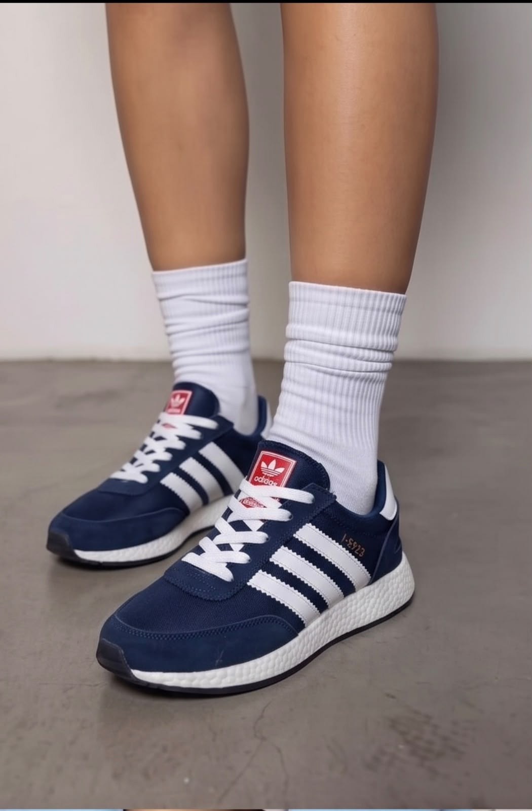 кроссовки adidas,,адидас иники синие,кроссовки адидас,кроссовки adidas iniki