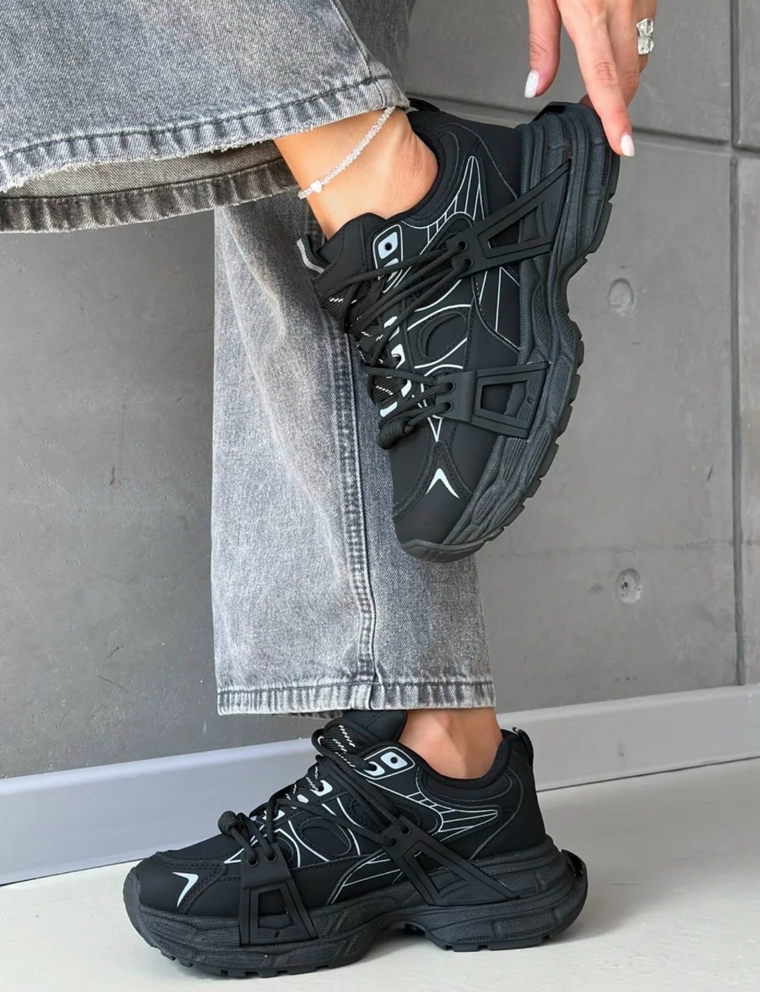 кроссовки черные,кроссовки track balenciaga,женские кроссовки balenciaga,баленсиага трек 2 кроссовки,кроссовки черные демисезонные