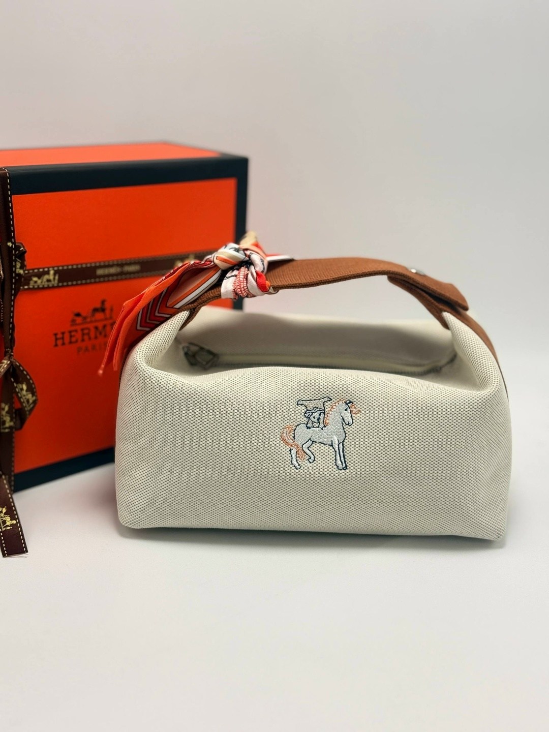 hermes косметичка,сумка hermes,сумка косметичка hermes,сумка косметичка маленькая тканевая тоут hermes,сумка женская hermes