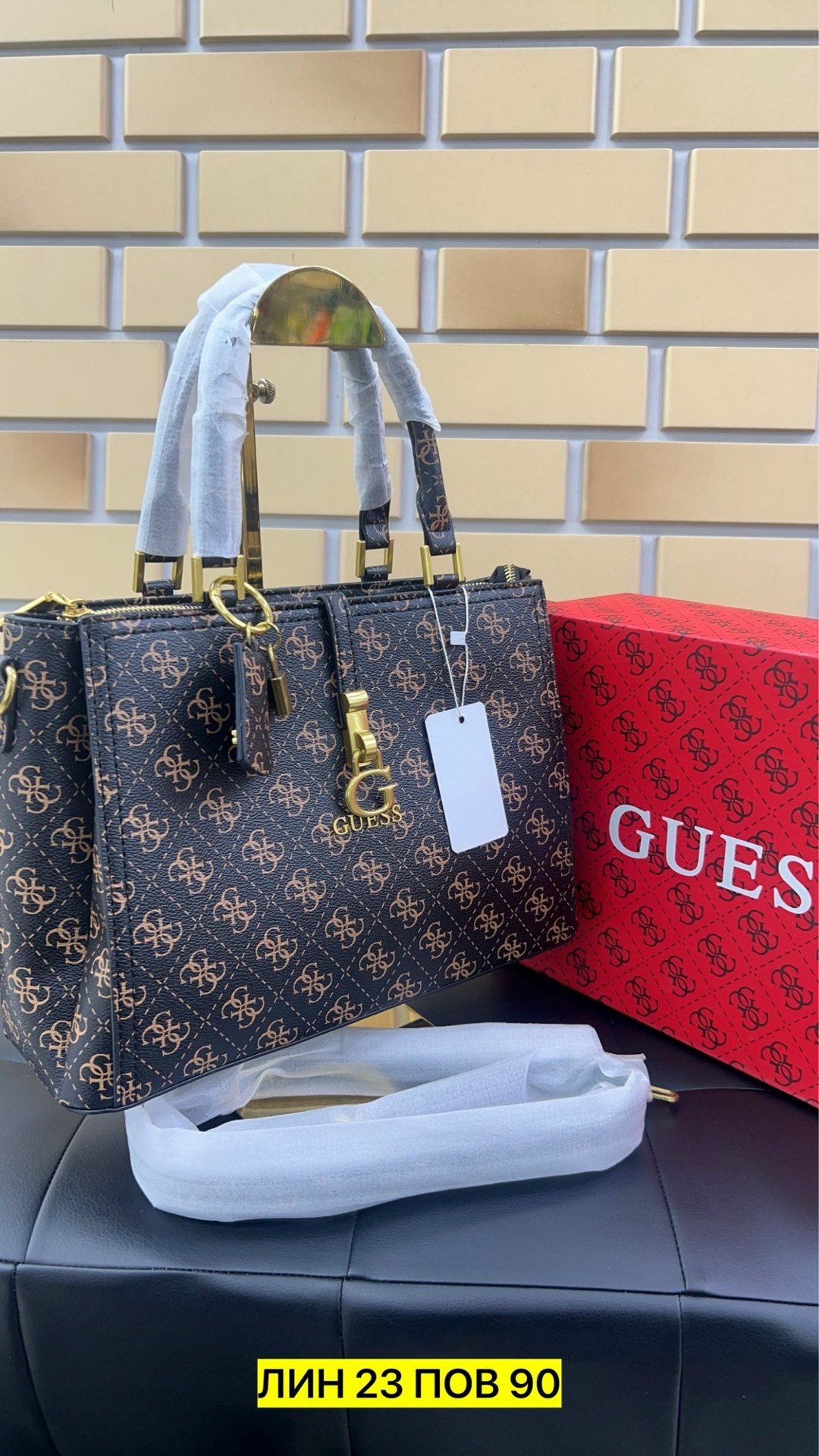 сумка guess,женская сумка guess,сумка с ручками guess james logo girlfriend satchel hwpa8970060 черно-коричневый,сумка,сумка диор
