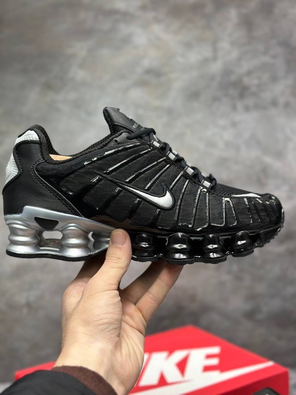 кроссовки nike air max tn plus,кроссовки nike shox tl,кроссовки мужские nike,мужские кроссовки nike air max tn plus,nike shox tl black
