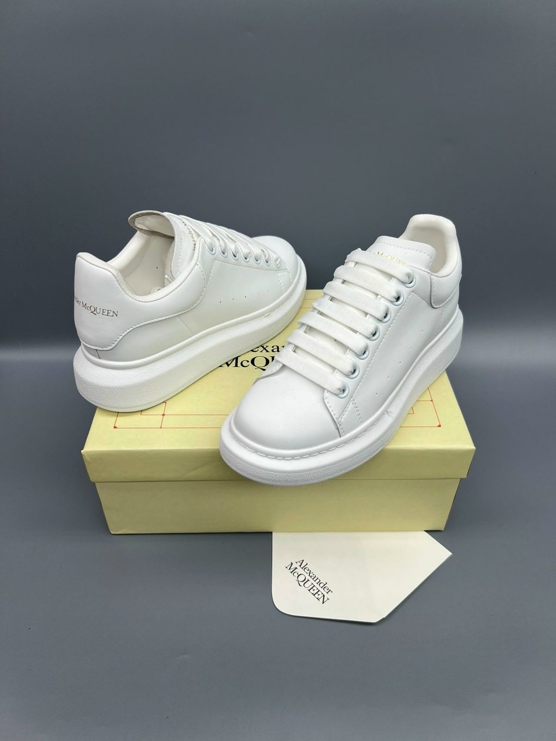 женские кроссовки alexander mcqueen,кроссовки alexander mcqueen,,кроссовки alexander mcqueen белые,кеды alexander mcqueen