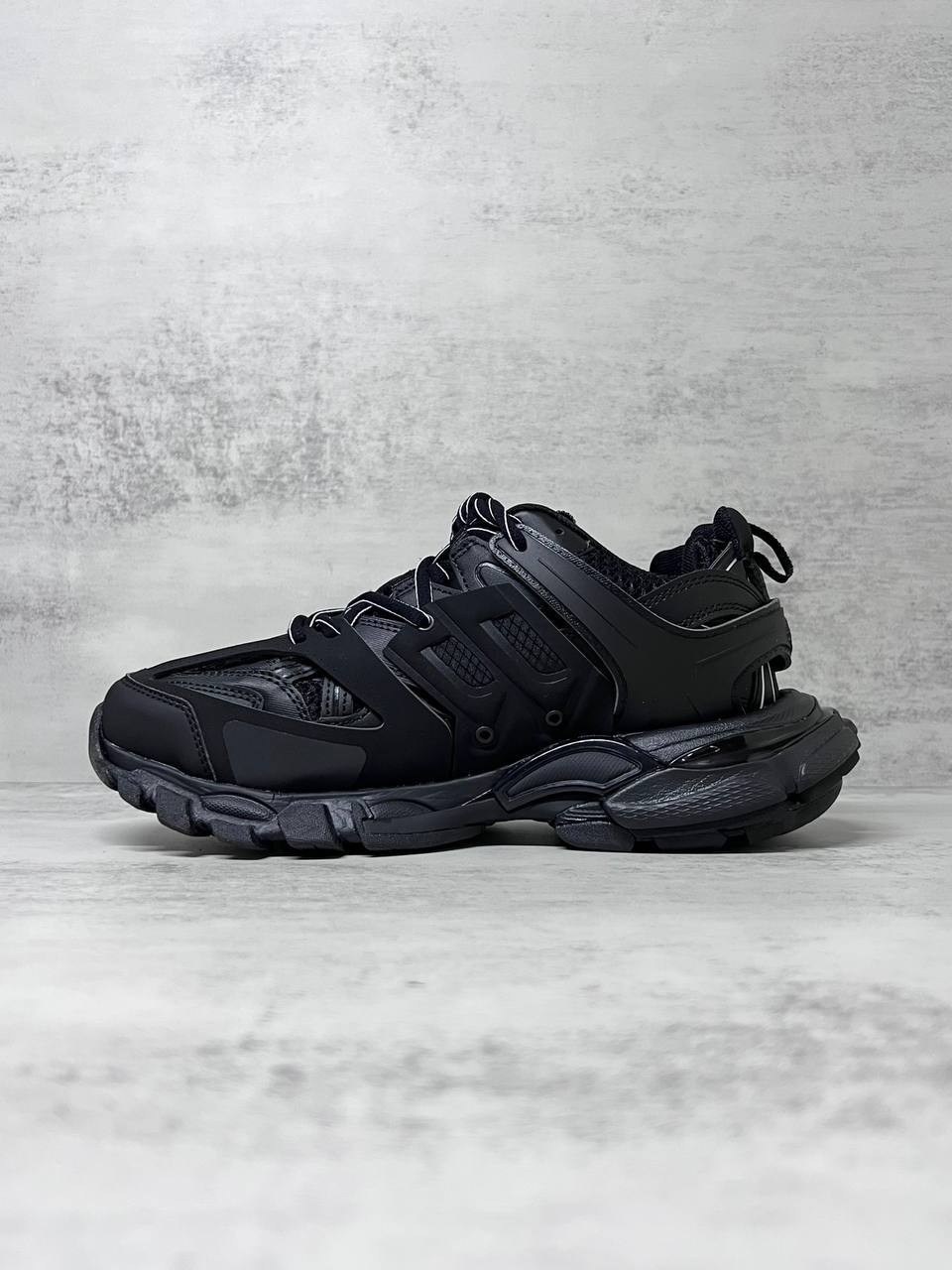 кроссовки balenciaga track,кроссовки balenciaga,женские кроссовки balenciaga,туфли баленсиага мужские,balenciaga кроссовки мужские