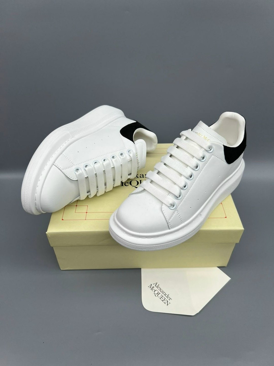 кроссовки alexander mcqueen,кроссовки александр маккуин женские,alexander mcqueen кроссовки женские,,кроссовки alexander mcqueen белые