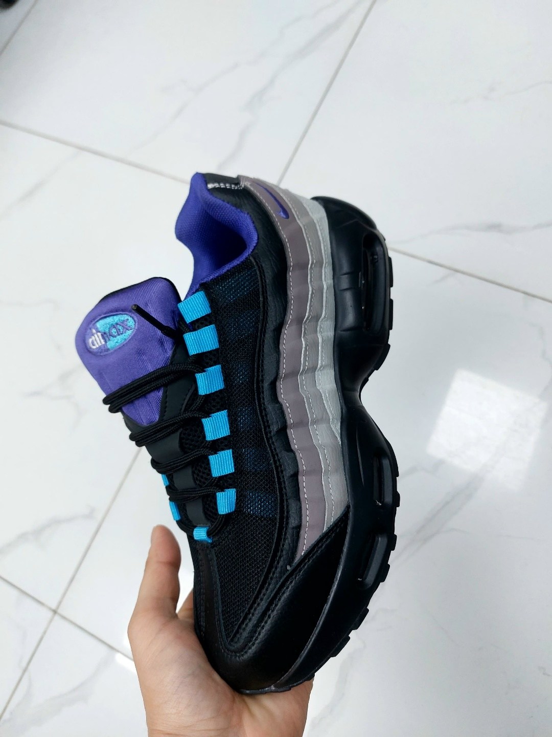 кроссовки nike air max 95,nike air max 95 essential,nike air max 95 black,nike air max 95,nike air max 95 triple black