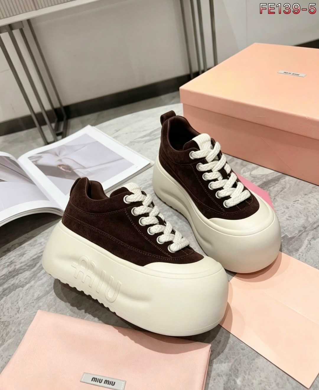 , на платформе,женская  на платформе,женские кроссовки на платформе,ботинки на платформе