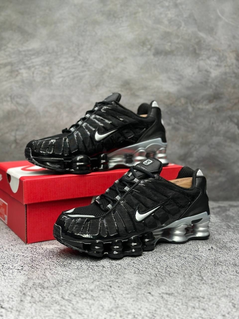 кроссовки nike air max tn plus,кроссовки nike shox tl,кроссовки мужские nike,мужские кроссовки nike air max tn plus,nike shox tl black