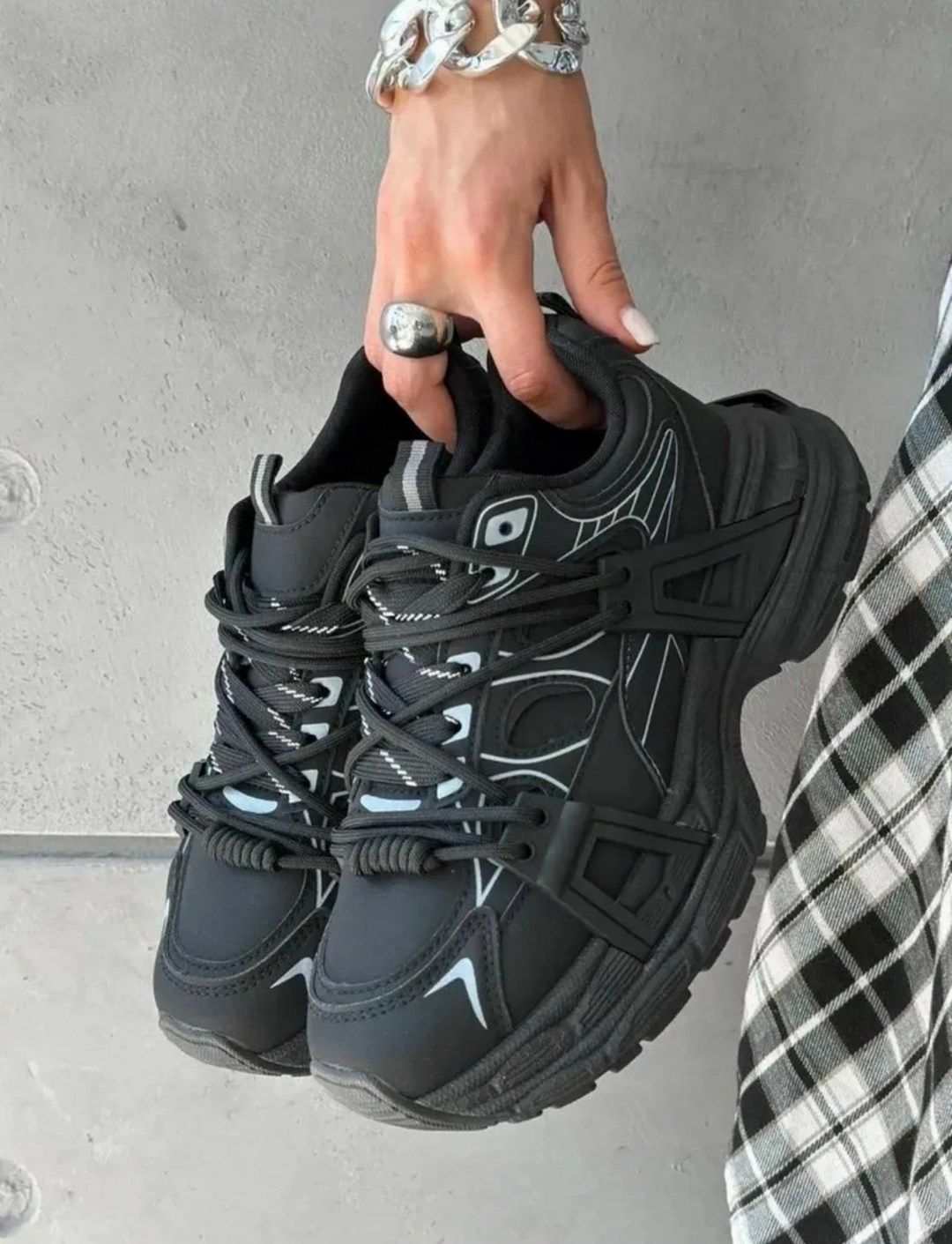 кроссовки черные,кроссовки track balenciaga,женские кроссовки balenciaga,баленсиага трек 2 кроссовки,кроссовки черные демисезонные