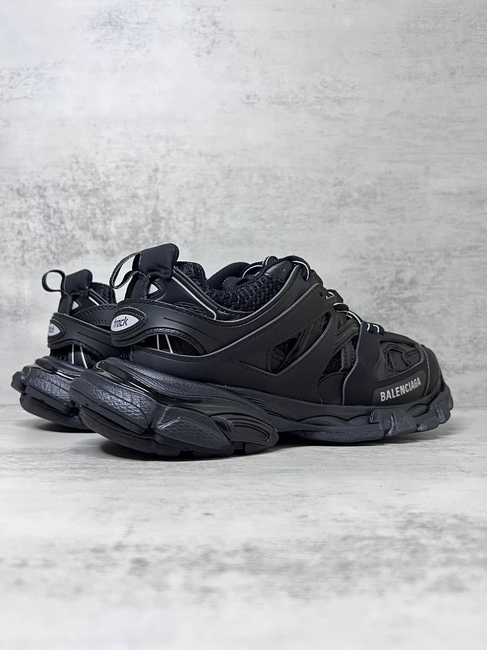 кроссовки balenciaga track,кроссовки balenciaga,женские кроссовки balenciaga,туфли баленсиага мужские,balenciaga кроссовки мужские