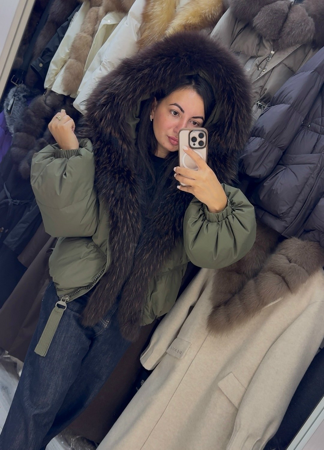 пуховик с натуральным мехом,пуховик куртка с натуральным мехом max mara,пуховики оверсайз,пуховик,пуховик куртка