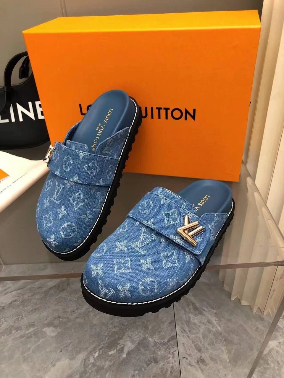 мюли louis vuitton,louis vuitton shoes for men and women louis vuitton slippers,тапочки louis vuitton,сабо louis vuitton,шлепанцы женские louis vuitton