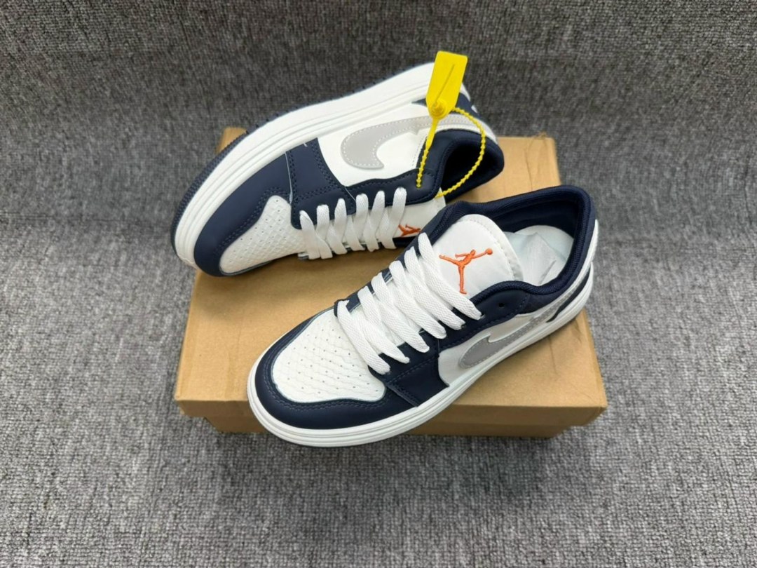 кроссовки женскиe,кроссовки женские синие,кроссовки,nike air jordan 1 low sb,синие кроссовки