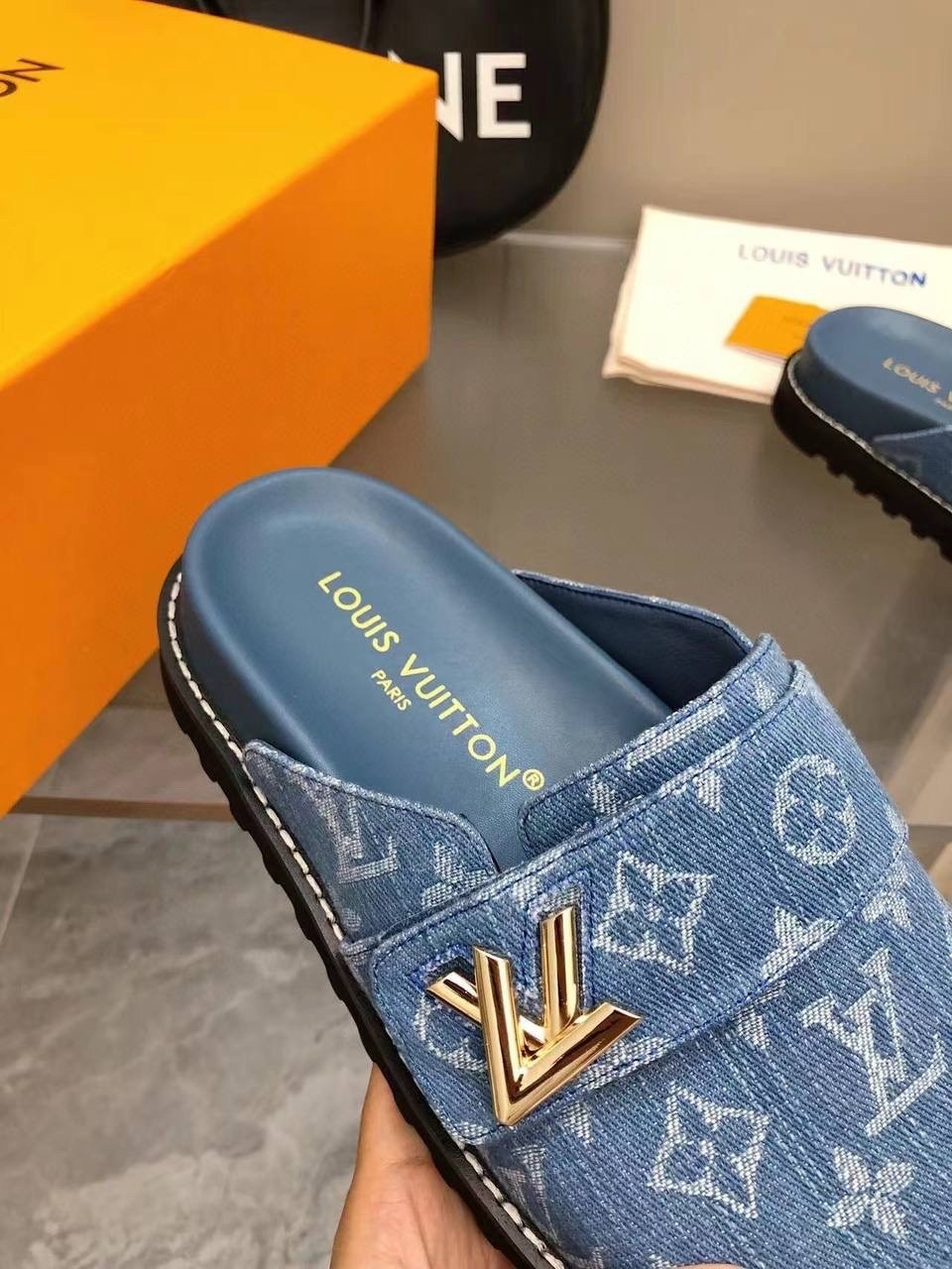 мюли louis vuitton,louis vuitton shoes for men and women louis vuitton slippers,тапочки louis vuitton,сабо louis vuitton,шлепанцы женские louis vuitton