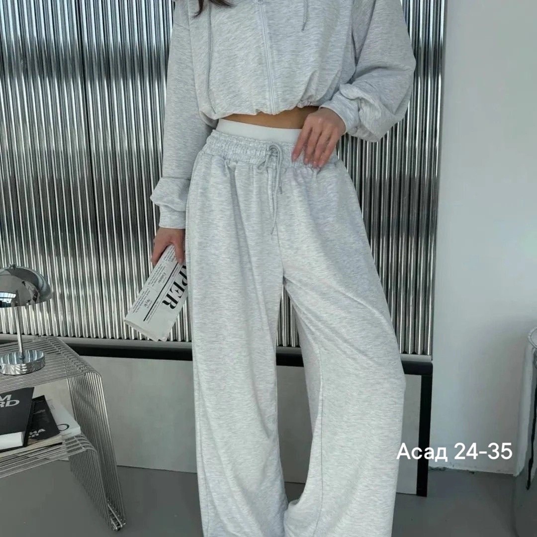 костюм спортивные женские костюмы,женские костюмы,модные костюмы,костюм спортивный женский,костюмчик