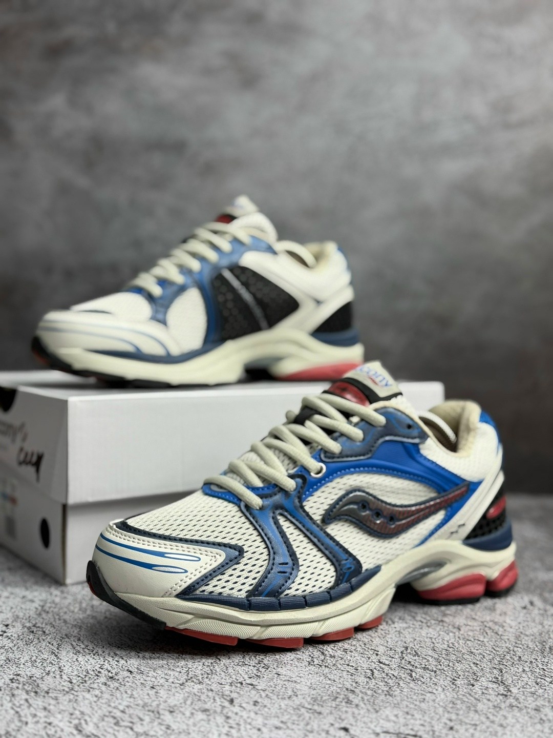 кроссовки saucony progrid triumph 4,кроссовки saucony,saucony progrid triumph 4,кроссовки saucony мужские,saucony triumph