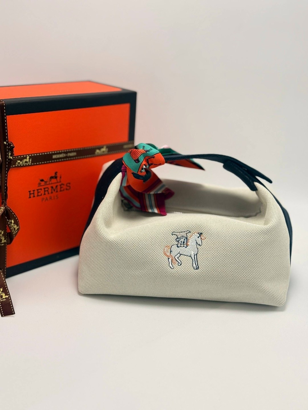 hermes косметичка,сумка hermes,сумка косметичка hermes,сумка косметичка маленькая тканевая тоут hermes,сумка женская hermes