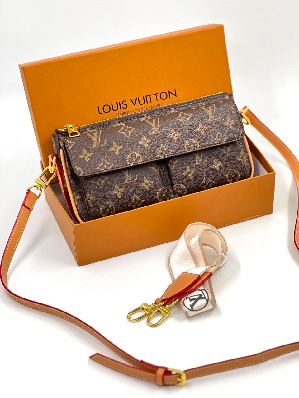 женская сумка louis vuitton,клатч луи виттон,сумка louis vuitton,louis vuitton сумка на плечо,сумочка луи виттон