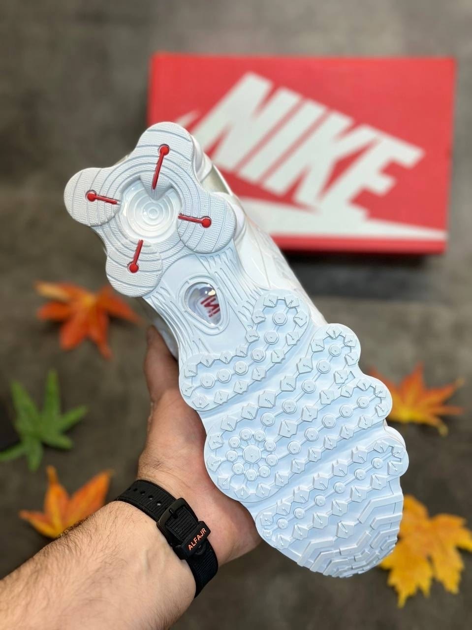 кроссовки nike shox tl,nike shox tl white,спортивные кроссовки nike,кроссовки nike shox,nike кроссовки
