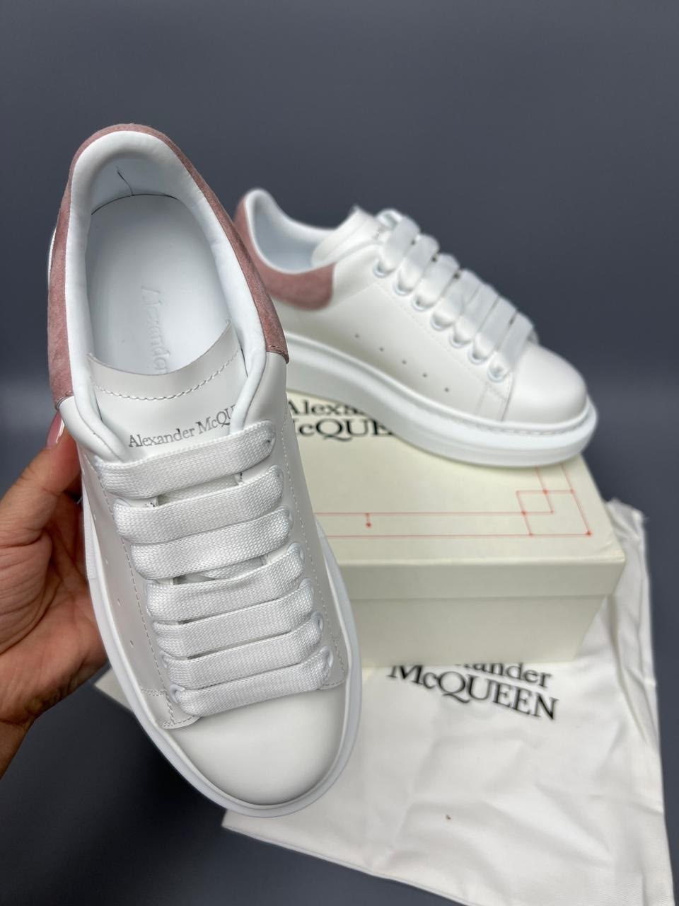 кроссовки женские alexander mcqueen,кроссовки alexander mcqueen,кеды alexander mcqueen,,кеды александр маккуин оригинал