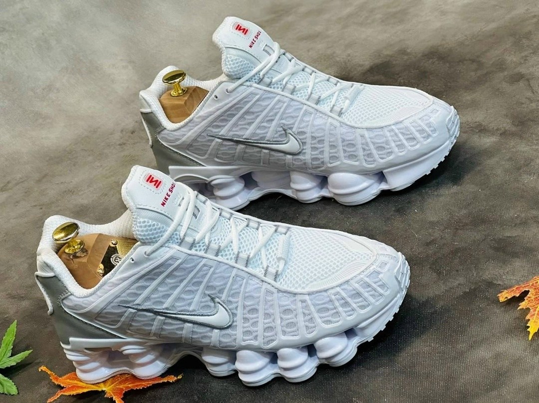 кроссовки nike shox tl,nike shox tl white,спортивные кроссовки nike,кроссовки nike shox,nike кроссовки
