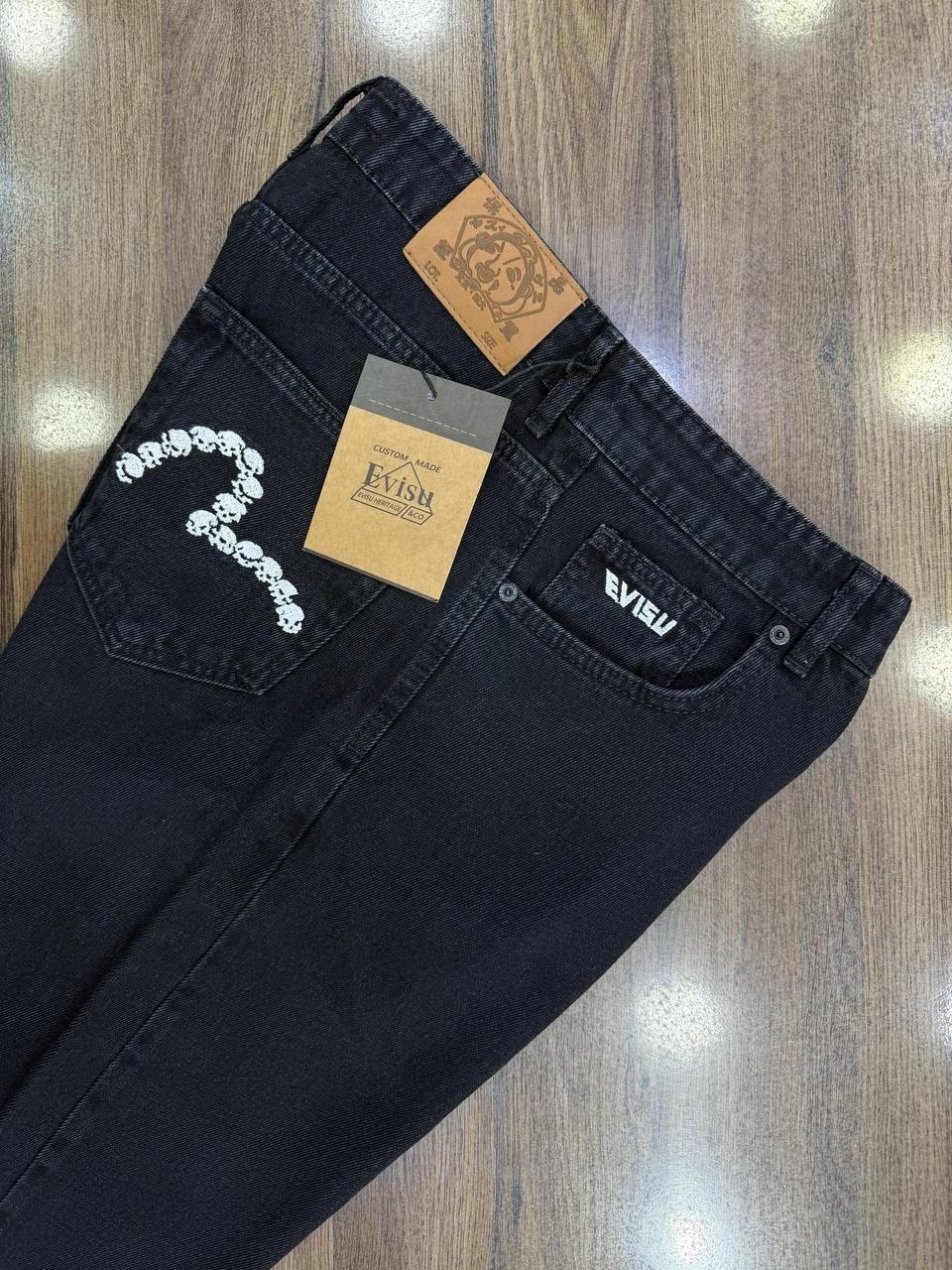 джинсы evisu,мужские джинсы,джинсы evisu широкие,джинсы с принтом,джинсы брюки