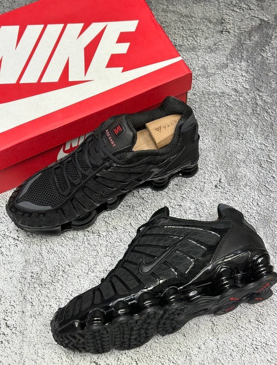 кроссовки nike shox tl,nike shox tl black,кроссовки nike shox,кроссовки мужские nike,кроссовки nike air max tn plus