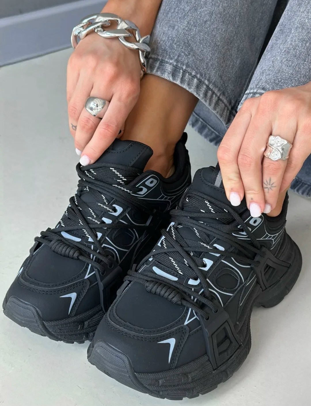 кроссовки черные,кроссовки track balenciaga,женские кроссовки balenciaga,баленсиага трек 2 кроссовки,кроссовки черные демисезонные