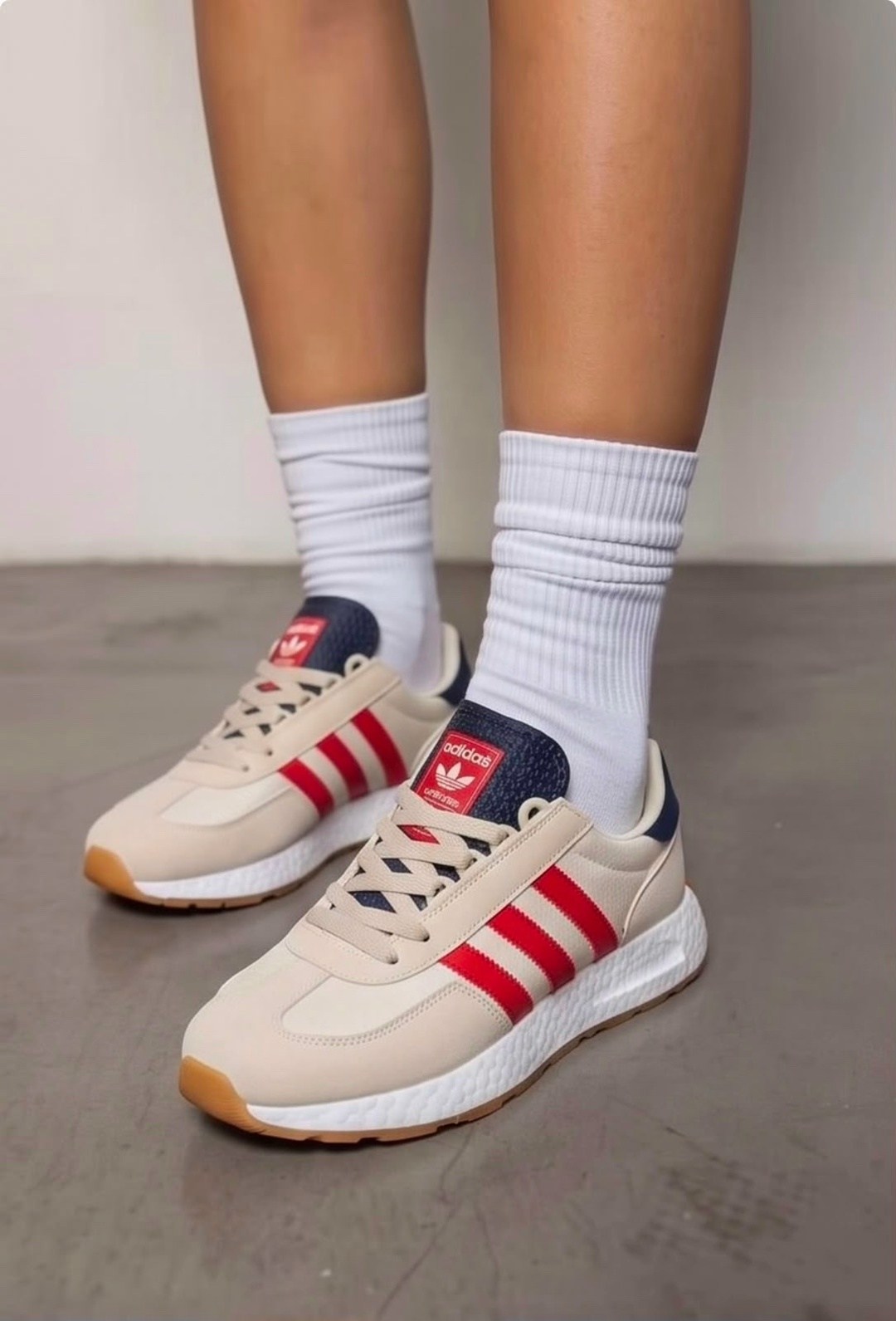 кроссовки adidas,,женские кроссовки adidas,кроссовки adidas retropy,женские кроссовки