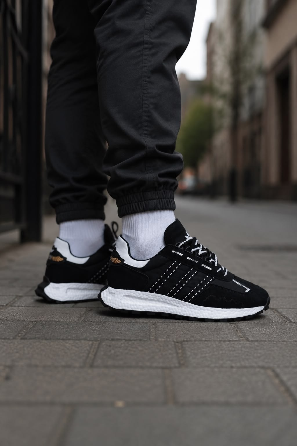 мужские кроссовки adidas,кроссовки adidas,,кроссовки адидас,мужской кроссовки
