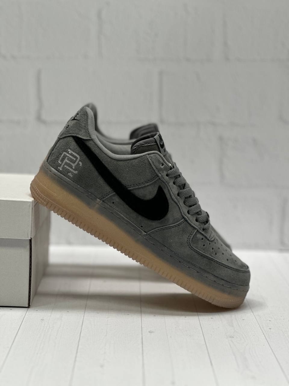 кросcовки nike air force 1,nike air force 1 low,nike air force 1 low suede dark grey,мужские nike air force 1 mid серые кроссовки,nike air force 1 low grey suede