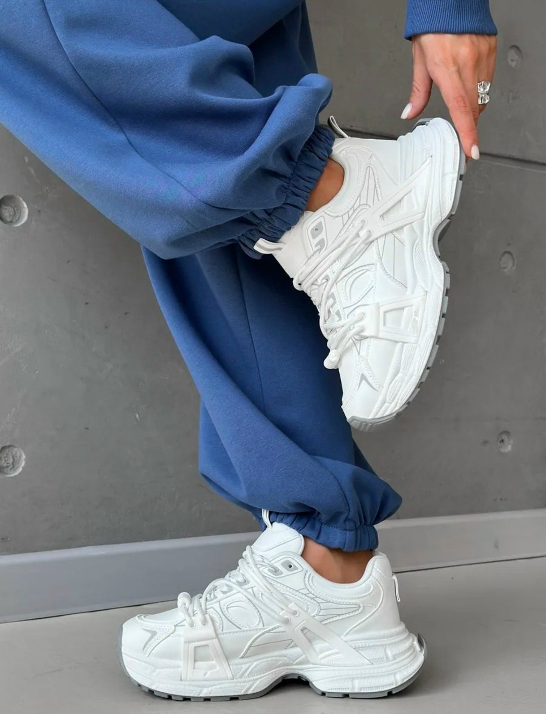 кроссовки женские,кроссовки белые,женские кроссовки balenciaga,кроссовки модные,массивные кроссовки