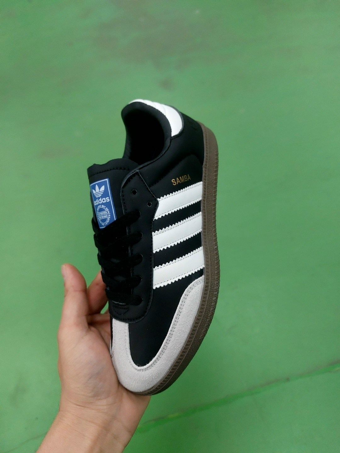 кроссовки адидас самба серые,кроссовки adidas originals gazelle indoor,кроссовки adidas spezial,кроссовки adidas,кроссовки adidas samba