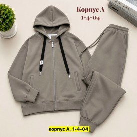 Костюм