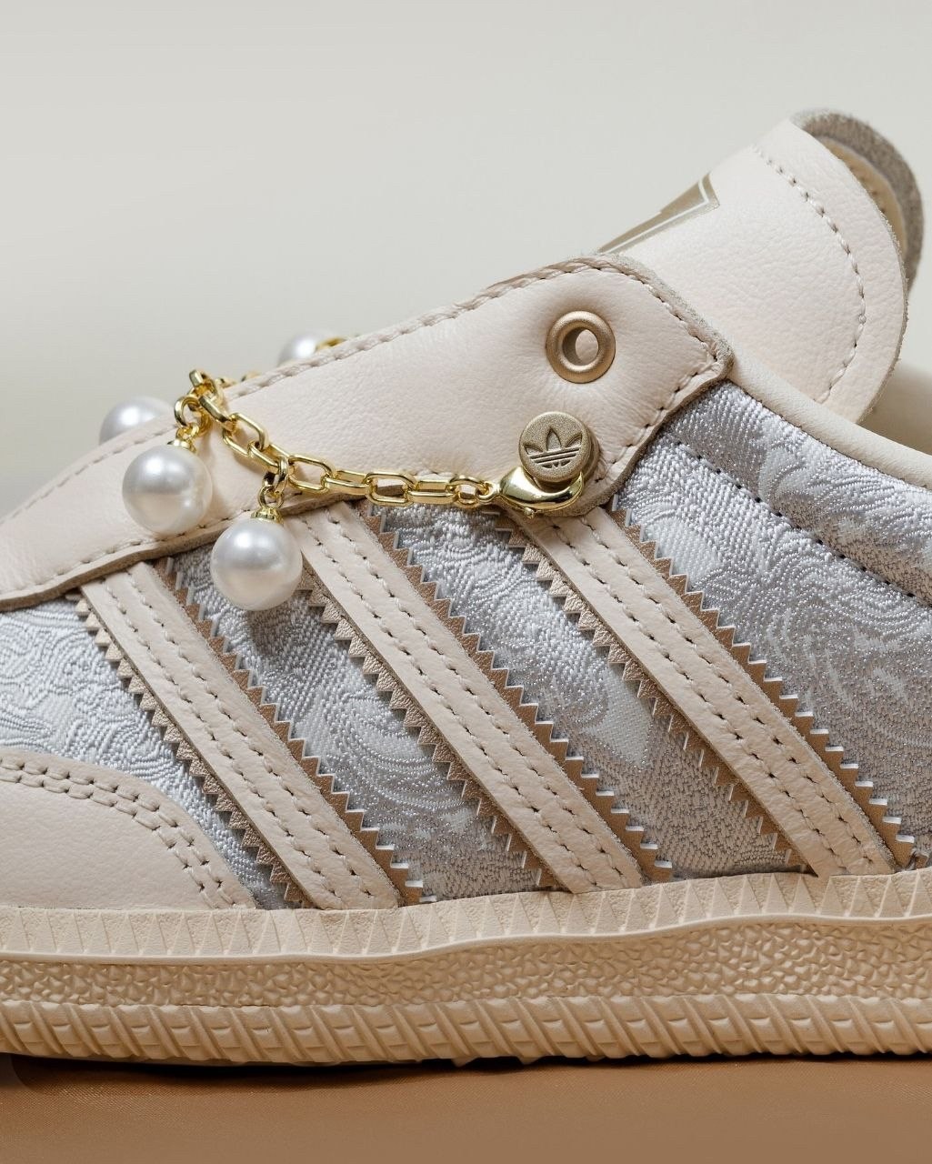 кроссовки,кроссовки женскиe,кроссовки adidas samba,кроссовки adidas,адидас супер стар