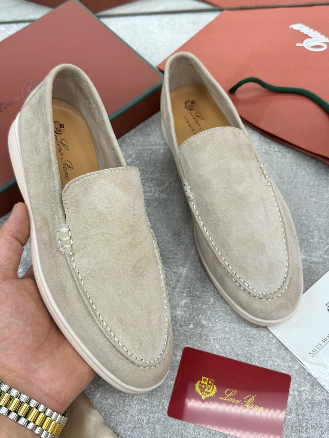 лоферы из натуральной замши loro piana,лоферы loro piana мужские,,лоферы loro piana,замшевые лоферы loro piana